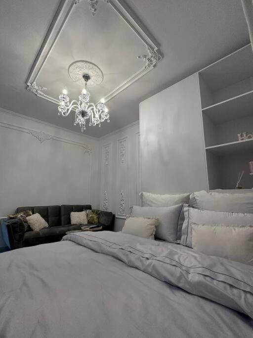 The Artist'S Loft Near Center Apartment Tirana Exterior photo